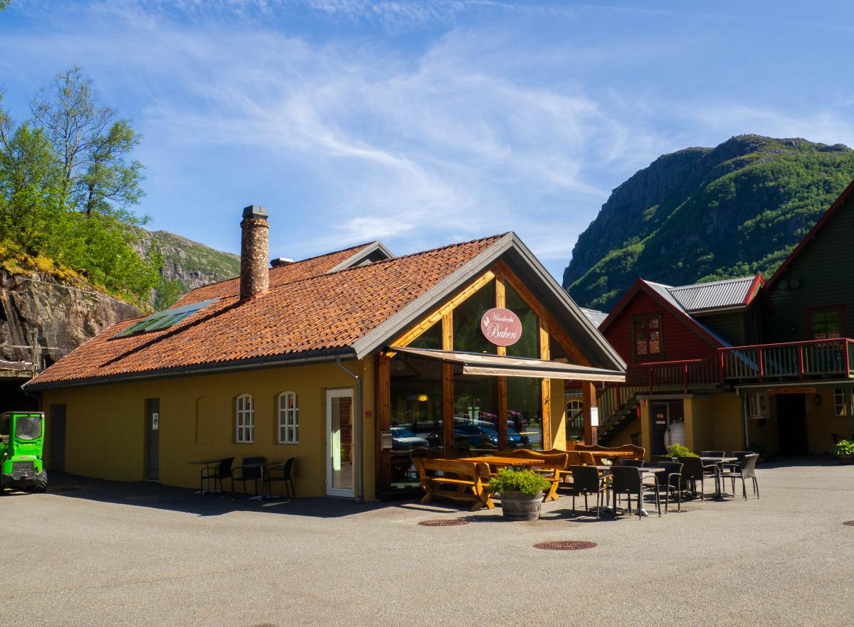 onderweg aan de 450, Byrkjedalstunet