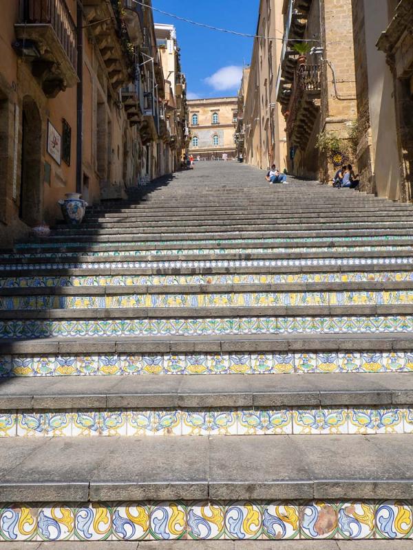 Caltagirone trap